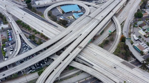 Empty Freeway Downtown Los Angeles During Coronavirus (COVID-19) Lockdown Video stock 128388552