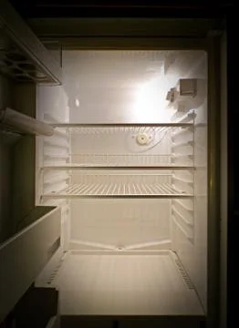 Empty fridge interior, frontal view Stock-Fotos
