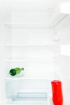 Empty Fridge Фото