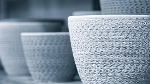 Empty garden pots in a row close up Foto stock