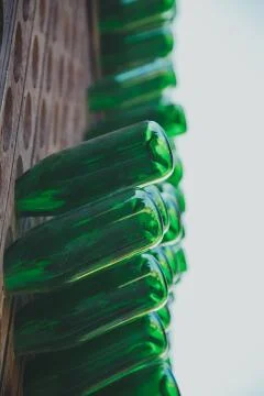 Empty green bottle pattern Foto stock