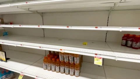 Empty grocery store shelves Vídeos de archivo 168453564