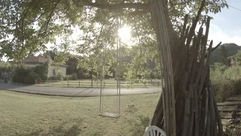 Empty hand-made swing in Tuscany (Italy) Video stock 156591707