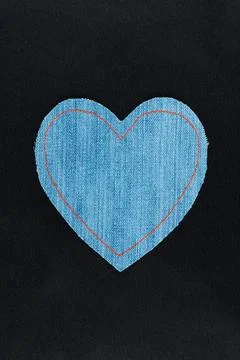 Empty heart with space for design, space for text. Heart symbol lying on whit 스톡 사진
