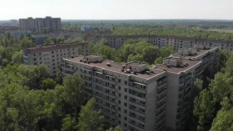 Empty microdistrict of the city of pripyat Stock-Footage 194429513