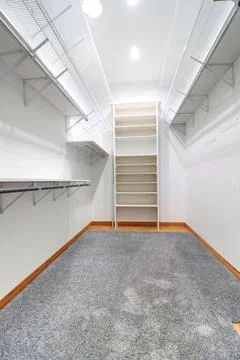 Empty Modern Walk-In Wardrobe Interior Foto stock