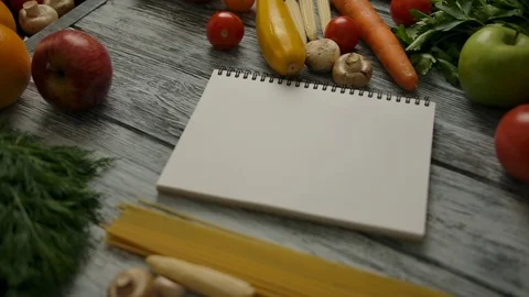 Empty notepad amidst pasta ingredients Video stock 119975648