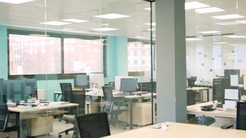 Empty office with lots of space and light Video stock 266678707
