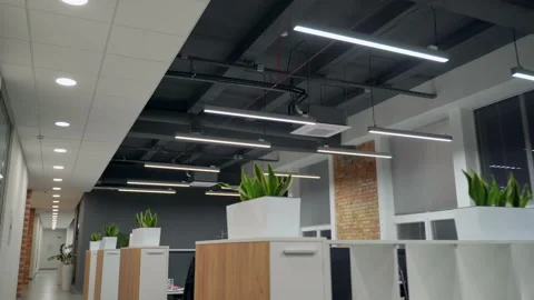 Empty office with pc and monitors 4K. Shot with movement 스톡 동영상 162557108