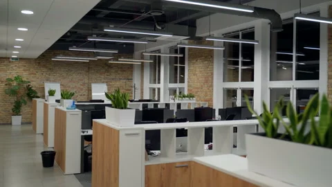 Empty office with pc and monitors 4K. Shot with movement 스톡 동영상 162558075