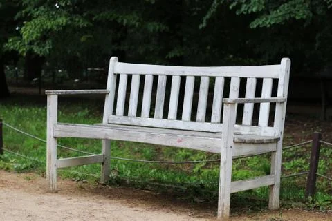 The Empty Old Bench in the Park 写真素材