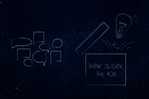 Empty opinion comic bubbles next to open box with lightbulb think outside the Stock Illustration