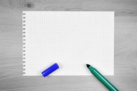 Empty paper with green marker Foto stock