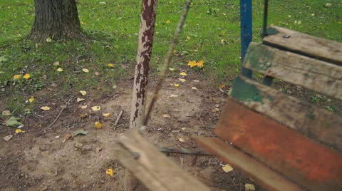 Empty park swing (1) Video stock 42126727