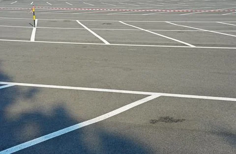 Empty parking lot Fotos Stock