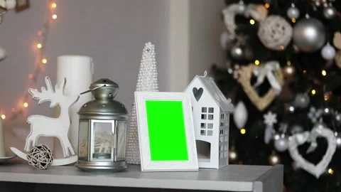 Empty photo frame in christmas interior Vidéo 99610566
