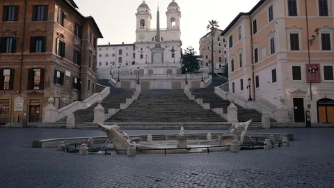 EMPTY PIAZZA DI SPAGNA ROME ITALY COVID19 QUARANTINE Video stock 128367662