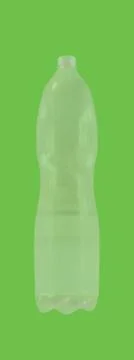 Empty plastic bottle on green background 3d render Illustrazione stock
