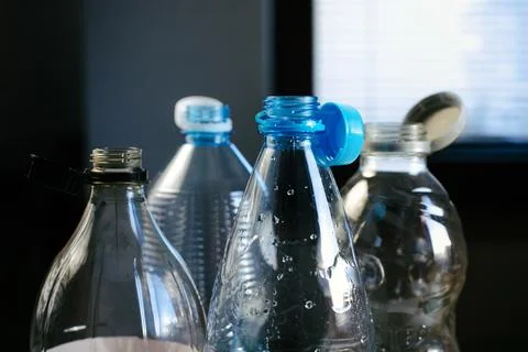 Empty plastic bottles with a lid Stock-Fotos