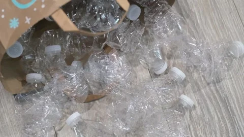Empty plastic bottles for recycling Видео 327516030