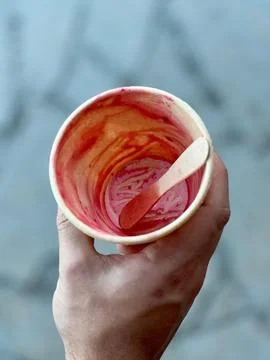 Empty pot Fotos de archivo