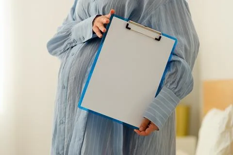 Empty pregnancy journal awaiting notes Stock-Fotos