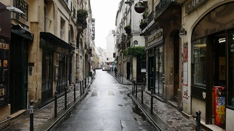 Empty quartier latin in Paris   - covid 19 Stock Footage 127920564