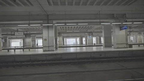 Empty Railway Station. 스톡 동영상 250496164