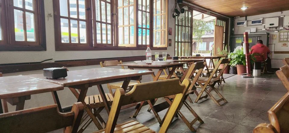 Empty restaurant table Stock Photos