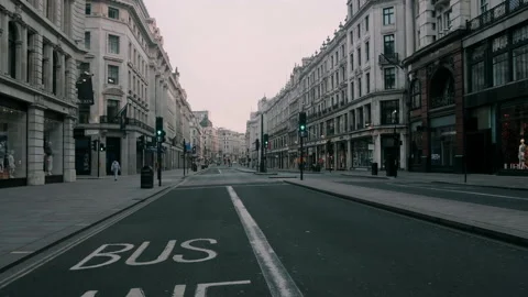 Empty road in Central London during lockdown Video stock 131061057