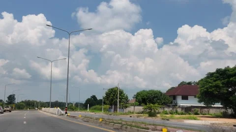 An empty road in the countryside and a view of the skyo 動画素材 291003624