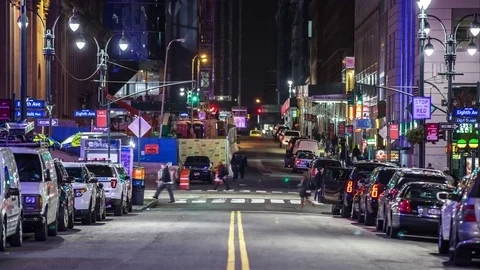 Empty Road in Manhattan 스톡 동영상 83526733