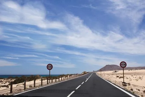 Empty road Stock Photos