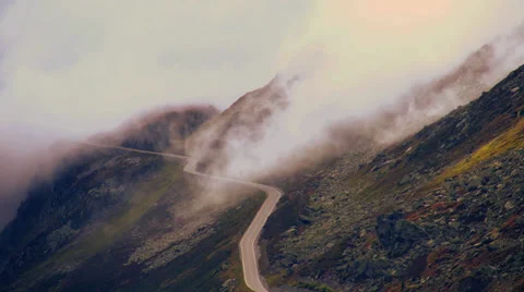 Empty road. time lapse. foggy landscape Stock Footage 32133293