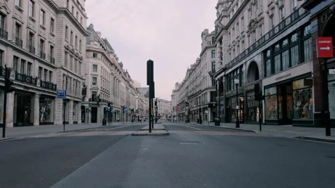 Empty roads in Central London during lockdown Video stock 131062546