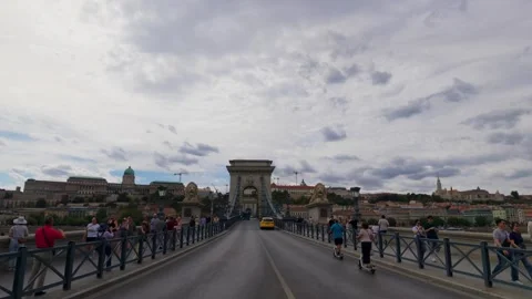 Empty roadway of the Chain Bridge toward Buda, Budapest Video stock 348195346