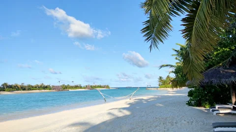 Empty rope hammock. Sandy beach in the Maldives. Stock Footage 156396605