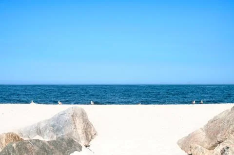 Empty sea and beach background. Summer beach paradise. Tropical island beach. Stock-Fotos