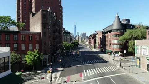 Empty Seventh Avenue South at Perry Street in the Village Vídeo Stock 131583620