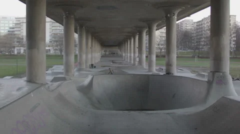 Empty Skate Park Stock Footage 33739113