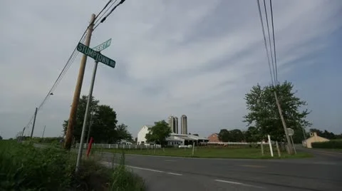 Empty small town road Stockbeeldmateriaal 21786398