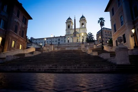 Empty Spanish Steps in Rome at dawn 스톡 사진