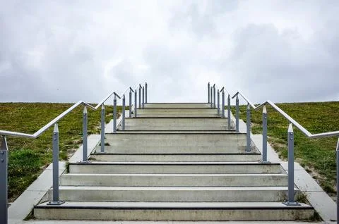 Empty Staircase Leading Upwards Foto stock