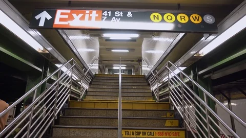 Empty stairs inside a NYC Subway station, to curb the spread of COVID-19, 動画素材 127148600