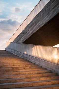 Empty stairs with sunset sky. Vertical photo, success concept. Foto stock