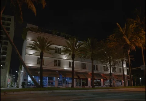 Empty Street Pan Vidéo 129791410