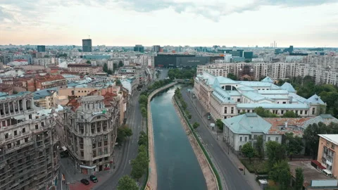 Empty Streets in Bucharest, Unirii Square area due to Coronavirus outbreak Stock Footage 132280922