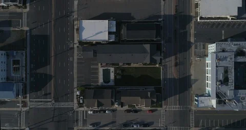 Empty Streets Stockbeeldmateriaal 128387797