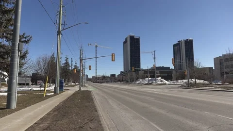 Empty streets as workers work from home in COVID 19 pandemic lockdown Stockbeeldmateriaal 149997202