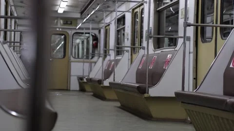 Empty subway car without people Video stock 130236372